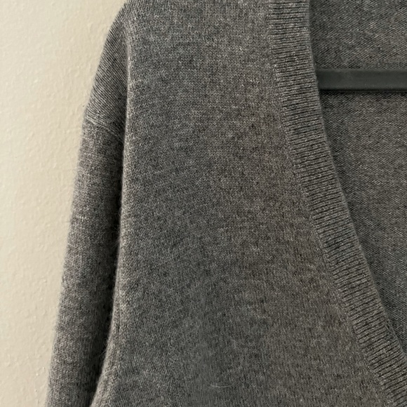 Cashmere sweater - Picture 4 of 5